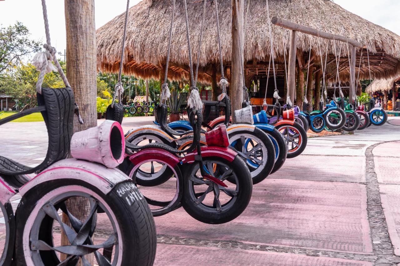 Hotel Bello Caribe Express كوزوميل المظهر الخارجي الصورة